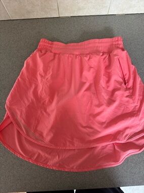 Women’s Coral Pink Active Skort size 6 lululemon